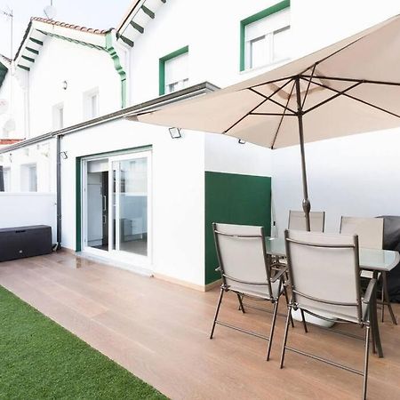 Chalet En La Cuidad- Con Jardin Y Barbacoa Gijón Buitenkant foto