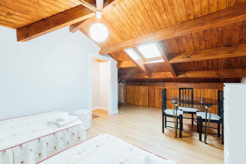 Chalet En La Cuidad- Con Jardin Y Barbacoa Gijón Buitenkant foto